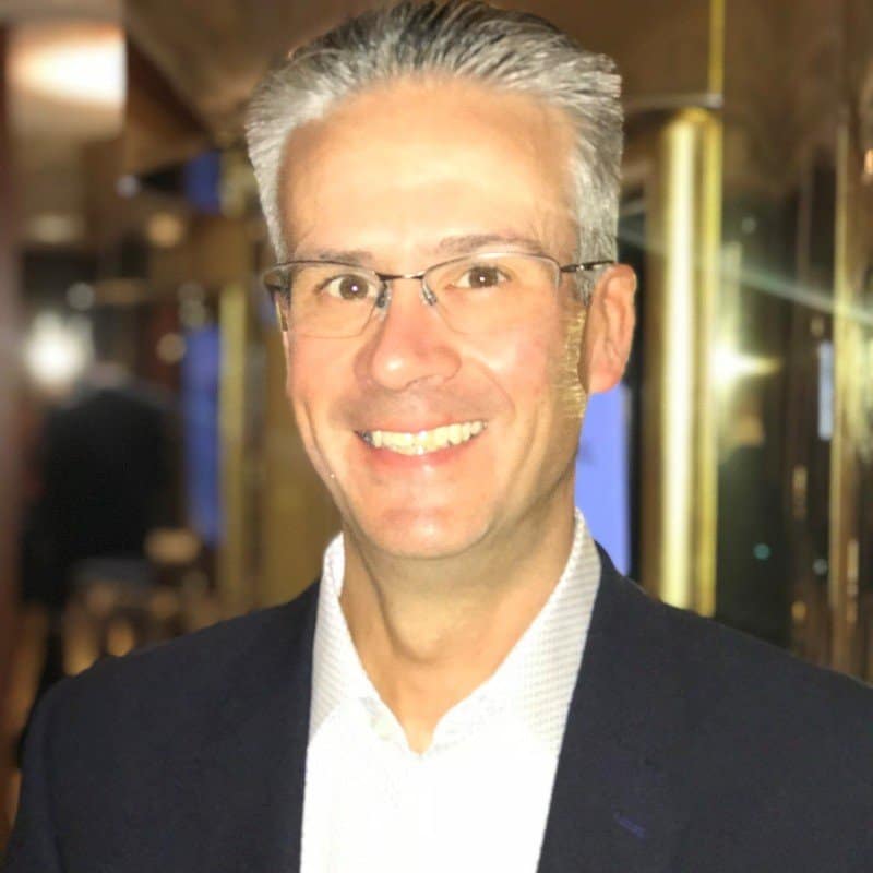 Andrew Thomas – About